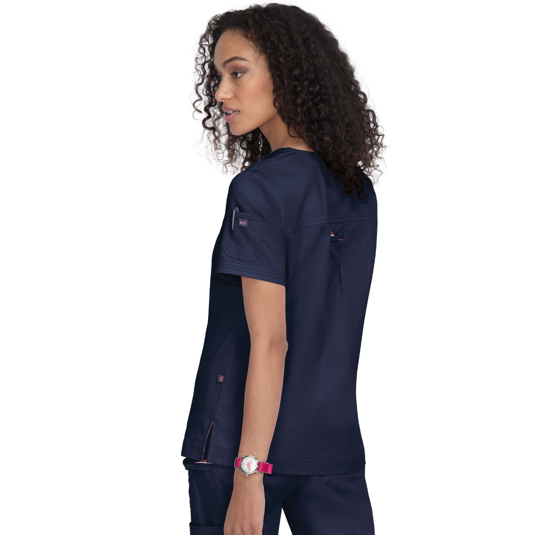 Filipina Georgia Koi Stretch